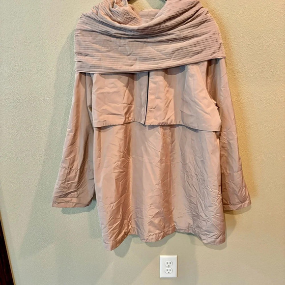 Martha Stewart Hooded A-Line Coat, Large, Water Resistant - Picture 3 of 11
